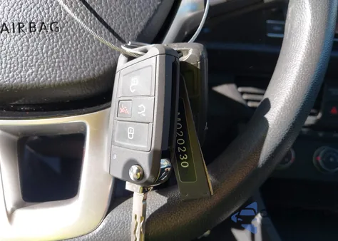 2021 Volkswagen Jetta 1.4T R-Line/1.4T S/1.4T Se z USA, uszkodzony, nr VIN 3VWC57BU6MM020230